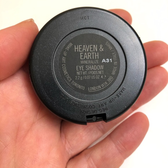 MAC unused eyeshadow - Picture 5 of 7